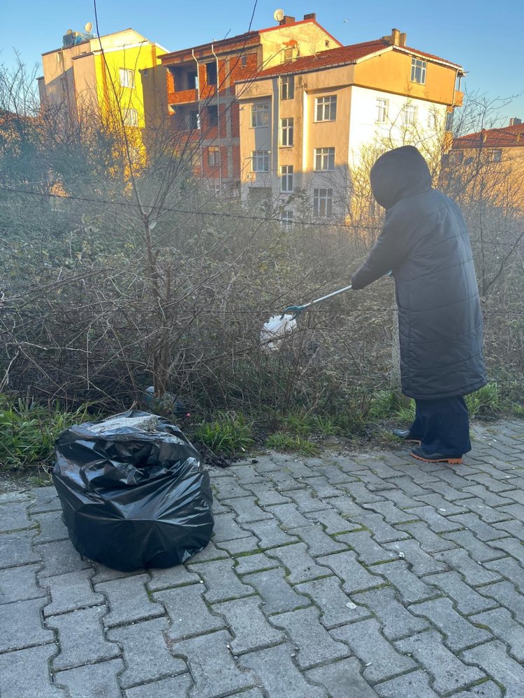 BELDEMİZDE TEMİZLİK ÇALIŞMALARIMIZ ARALIKSIZ OLARAK DEVAM EDİYOR...