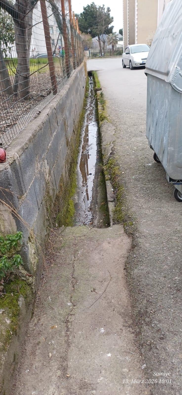 BELDEMİZDE TEMİZLİK ÇALIŞMALARIMIZ ARALIKSIZ OLARAK DEVAM EDİYOR...