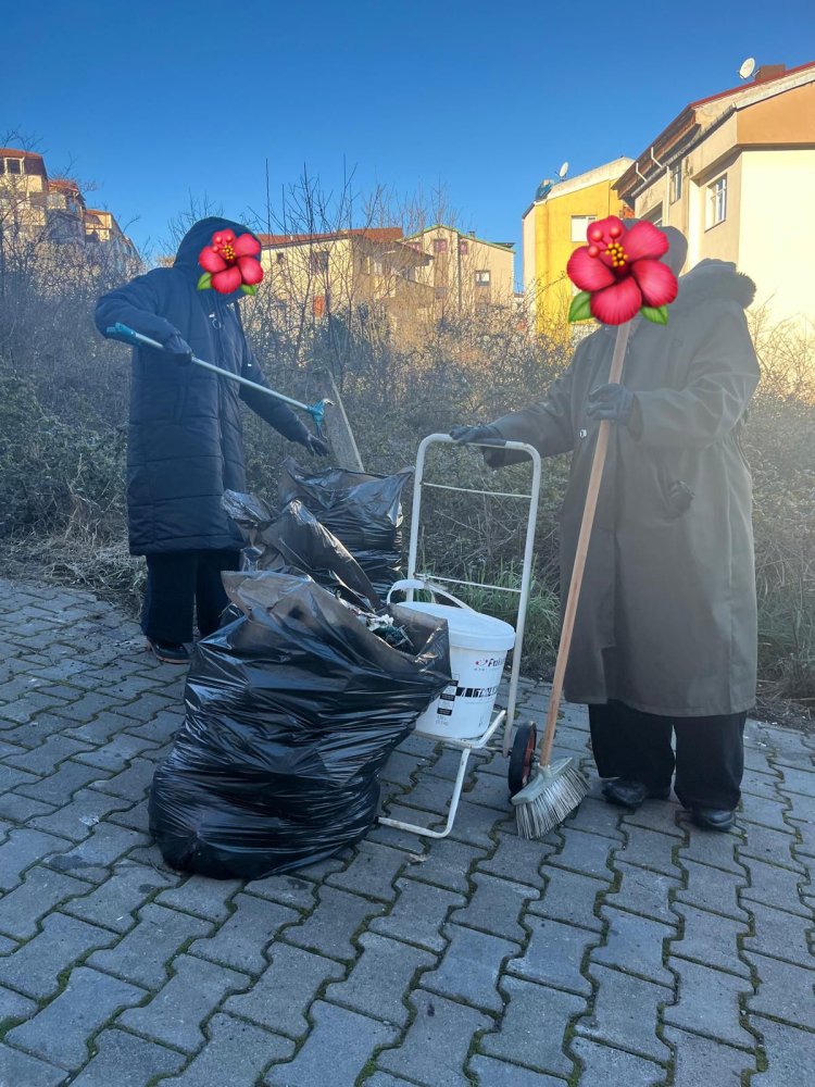 BELDEMİZDE TEMİZLİK ÇALIŞMALARIMIZ ARALIKSIZ OLARAK DEVAM EDİYOR...