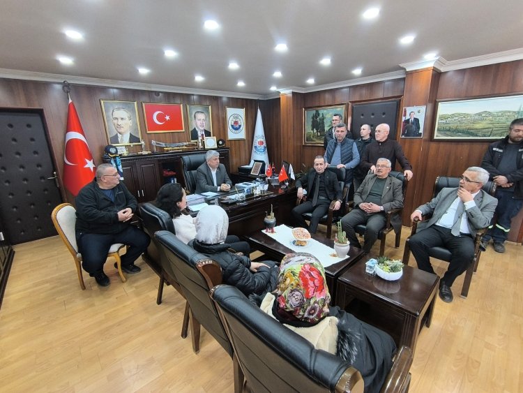 UMRE ZİYARETİ ÖNCESİ BELEDİYE BAŞKANIMIZ SADIK RECEP KARAYA ZİYARET...