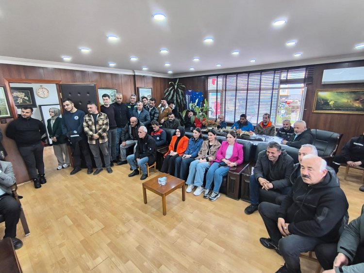 UMRE ZİYARETİ ÖNCESİ BELEDİYE BAŞKANIMIZ SADIK RECEP KARAYA ZİYARET...