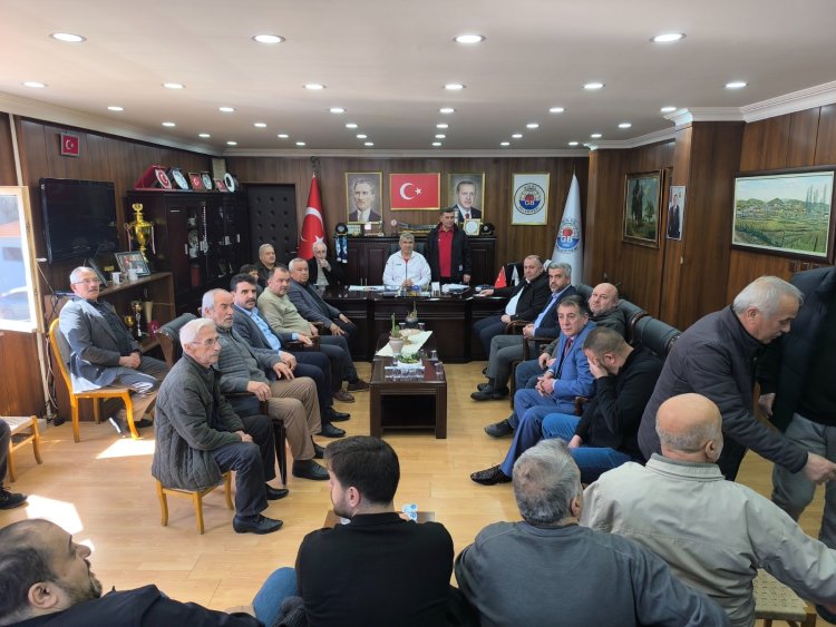 BELEDİYE BAŞKANIMIZ SADIK RECEP KARA VE MECLİS ÜYELERİMİZİ UMRE YOLCULUĞUNA UĞURLANDI