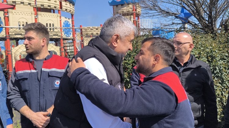 BELEDİYE BAŞKANIMIZ SADIK RECEP KARA VE MECLİS ÜYELERİMİZİ UMRE YOLCULUĞUNA UĞURLANDI