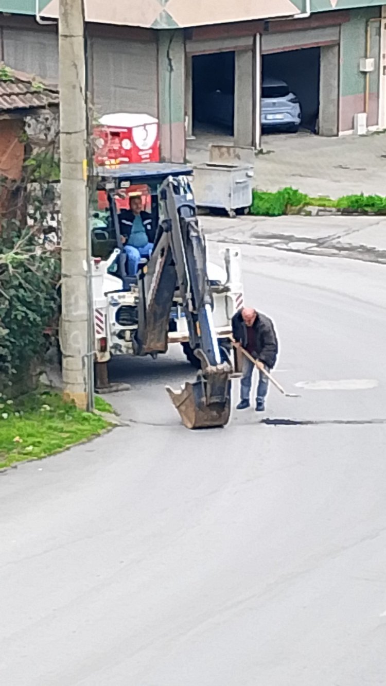 BELDEMİZDE ASFALT ÇALIŞMALARIMIZ DEVAM EDİYOR...