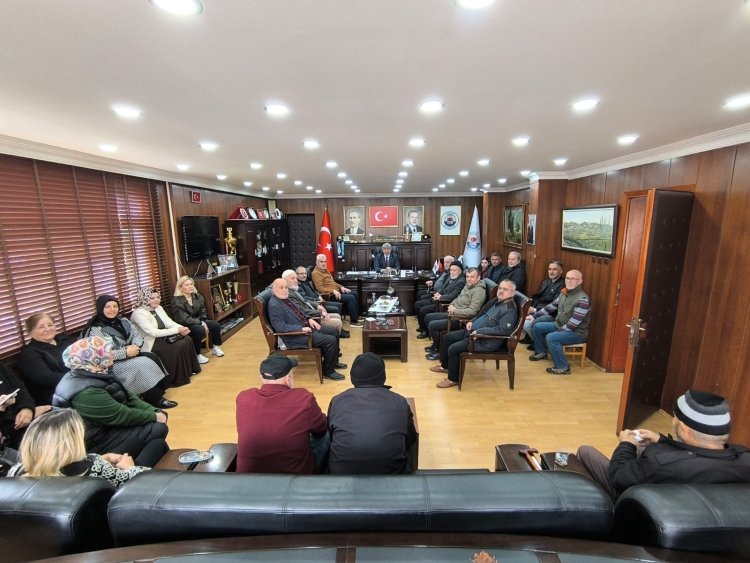 AK Parti Gülüç Belde Teşkilatından Belediyemize Birlik Ve Beraberlik Ziyareti