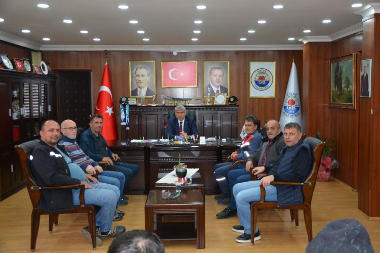 BELEDİYE PERSONELİMİZ BELEDİYE BAŞKANIMIZ SADIK RECEP KARA'YI ZİYARETTE BULUNDULAR...