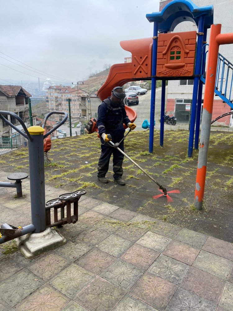 BELDEMİZDE HUMMALI ŞEKİLDE TEMİZLİK ÇALIŞMALARIMIZ DEVAM EDİYOR...