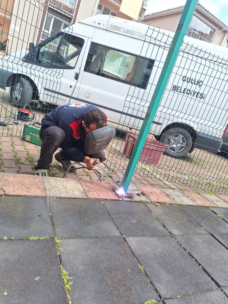 BELDEMİZDE HUMMALI ŞEKİLDE TEMİZLİK ÇALIŞMALARIMIZ DEVAM EDİYOR...