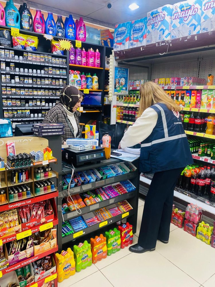 TİCARET BAKANLIĞI VE ZABITA MÜDÜRLÜĞÜ EKİPLERİMİZ DENETİMLERE DEVAM EDİYOR...