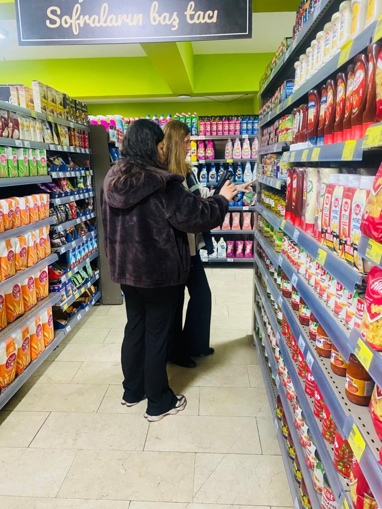 TİCARET BAKANLIĞI VE ZABITA MÜDÜRLÜĞÜ EKİPLERİMİZ DENETİMLERE DEVAM EDİYOR...