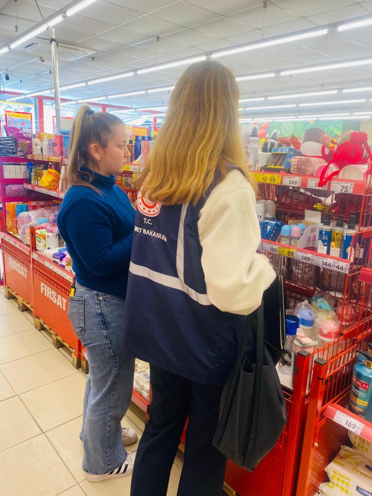 TİCARET BAKANLIĞI VE ZABITA MÜDÜRLÜĞÜ EKİPLERİMİZ DENETİMLERE DEVAM EDİYOR...