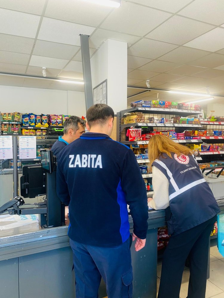 TİCARET BAKANLIĞI VE ZABITA MÜDÜRLÜĞÜ EKİPLERİMİZ DENETİMLERE DEVAM EDİYOR...