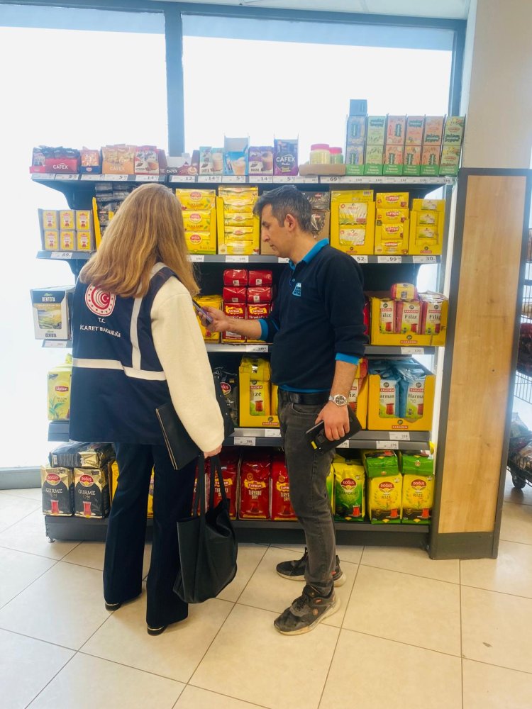 TİCARET BAKANLIĞI VE ZABITA MÜDÜRLÜĞÜ EKİPLERİMİZ DENETİMLERE DEVAM EDİYOR...