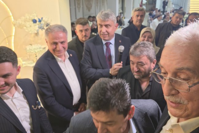 GENÇ ÇİFTİMİZE BİR ÖMÜR BOYU MUTLULUKLAR DİLERİZ...