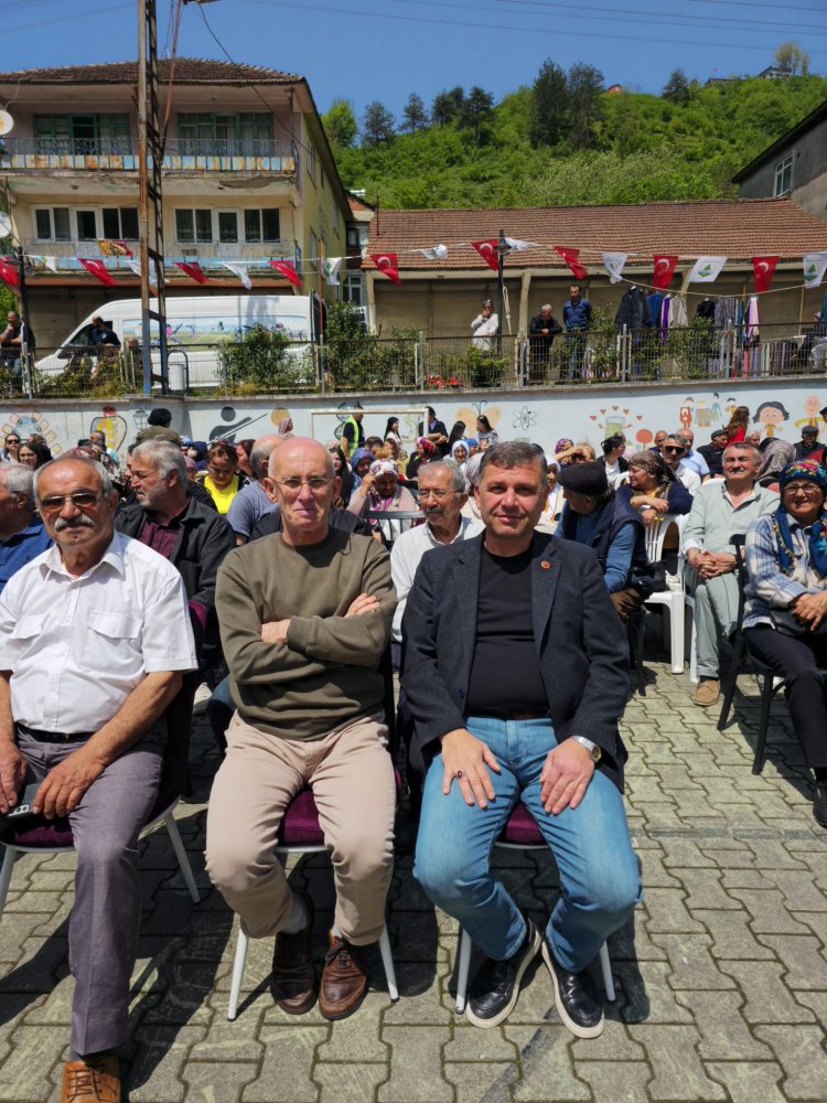 Gümeli Belediyesi tarafından düzenlenen Geleneksel Hıdırellez Şenlikleri’ne katılım sağladık.