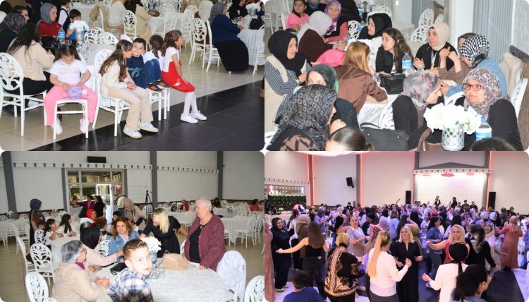 ANNELER GÜNÜ PROGRAMI GÜLÜÇ BELEDİYESİ DÜĞÜN SALONUNDA DÜZENLENDİ...