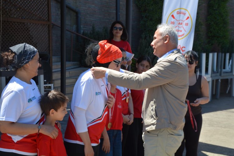 Gülüç Belediyespor Kano Kürek Kulübü Ortaokullar Arası Kürek Tanırım Ve Yarış Etkinliği