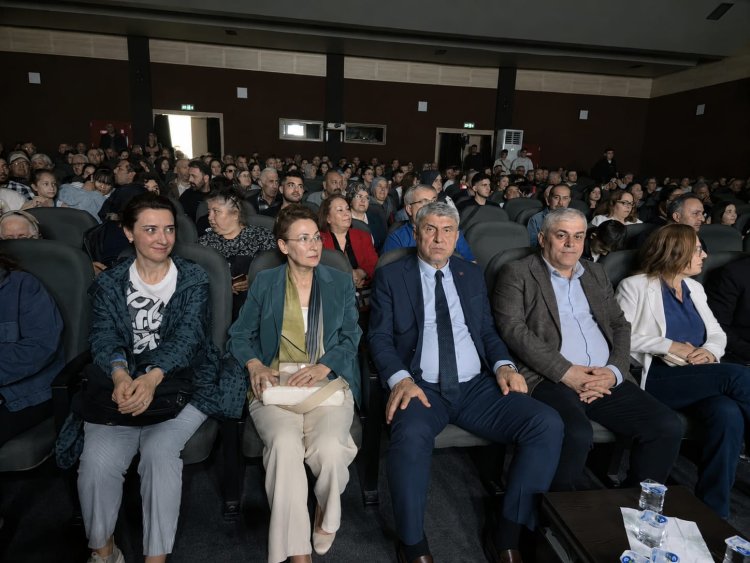 GENÇLİK ŞÖLENİ PROGRAMINA KATILIM SAĞLADIK...