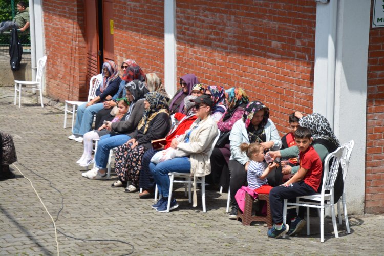 BELDEMİZ MEZARLIĞINDA KUR'AN-I KERİM VE MEVLİDİ ŞERİF OKUTULDU...