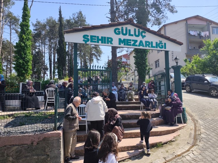BELDEMİZ MEZARLIĞINDA KUR'AN-I KERİM VE MEVLİDİ ŞERİF OKUTULDU...