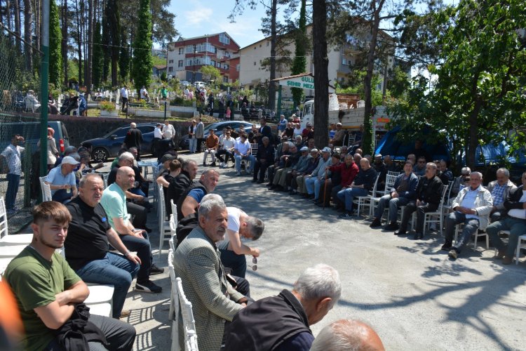 BELDEMİZ MEZARLIĞINDA KUR'AN-I KERİM VE MEVLİDİ ŞERİF OKUTULDU...