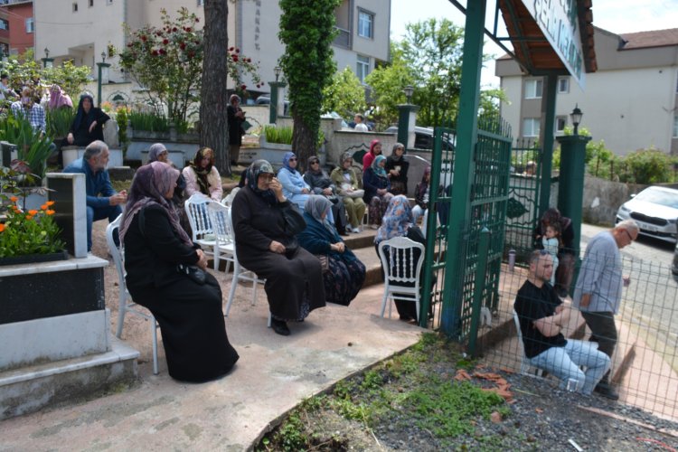 BELDEMİZ MEZARLIĞINDA KUR'AN-I KERİM VE MEVLİDİ ŞERİF OKUTULDU...