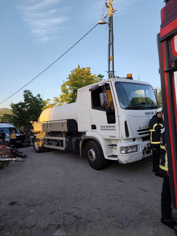 ÖRENCİK MAHALLEMİZDE MEYDANA GELEN YANGINA MÜDAHALEDE BULUNDUK...