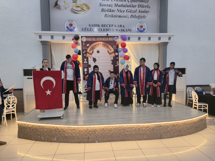 MEZUNİYET TÖRENİ PROGRAMINA KATILIM SAĞLADIK...