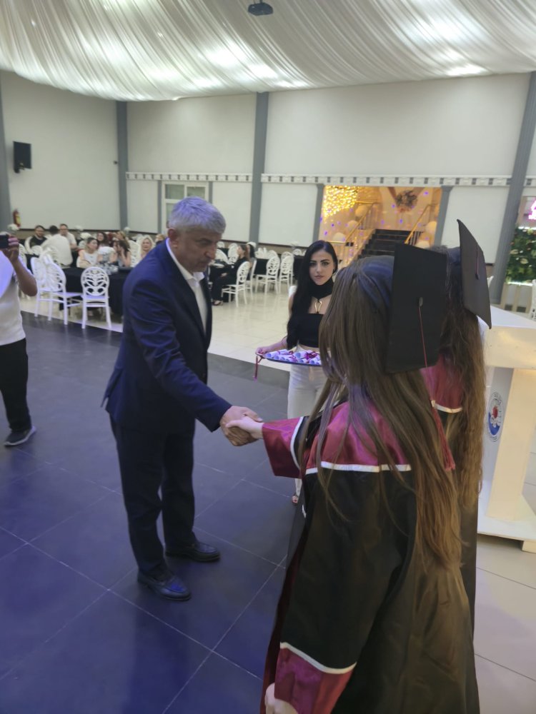 GÜZELLİK KURSU MEZUNİYET TÖRENİ PROGRAMINA KATILIM SAĞLADIK...