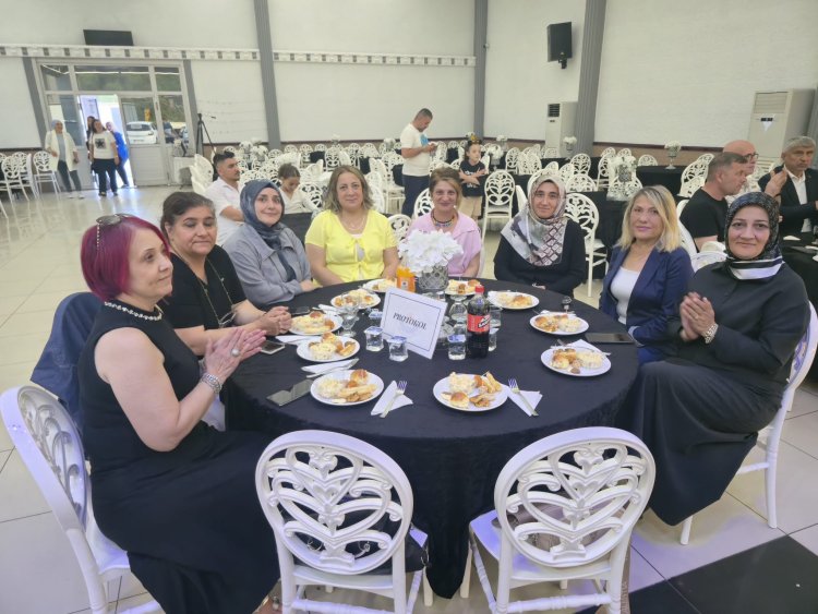 GÜZELLİK KURSU MEZUNİYET TÖRENİ PROGRAMINA KATILIM SAĞLADIK...