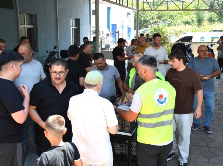 AŞURE PROGRAMIMIZ YOĞUN KATILIMLA GERÇEKLEŞTİRİLDİ