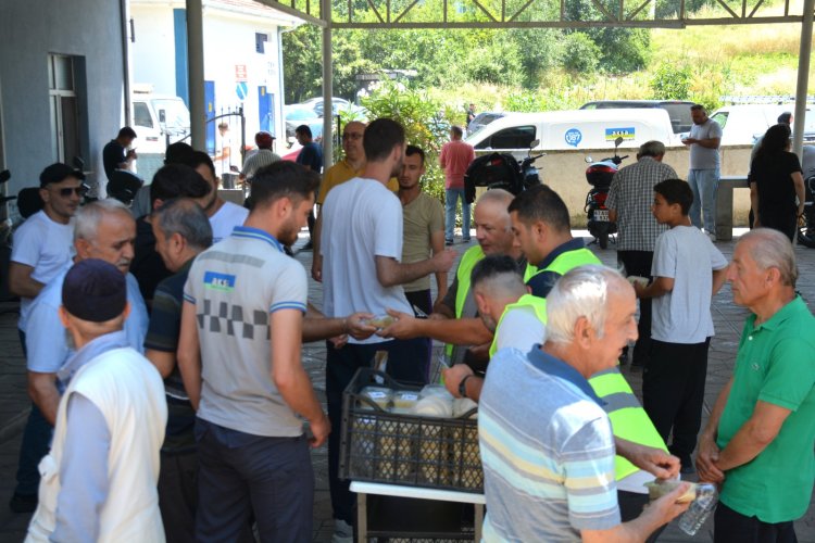 AŞURE PROGRAMIMIZ YOĞUN KATILIMLA GERÇEKLEŞTİRİLDİ