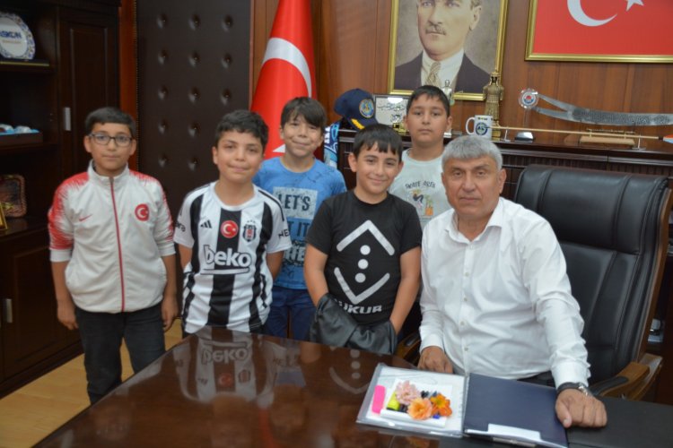 KARNELER BAŞKAN AMCALARINA