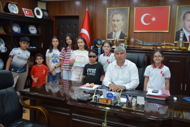 KARNELER BAŞKAN AMCALARINA