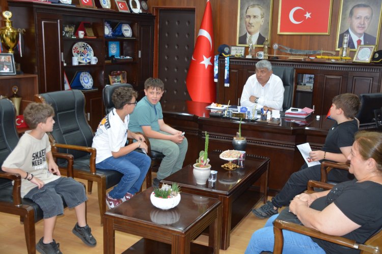 KARNELER BAŞKAN AMCALARINA