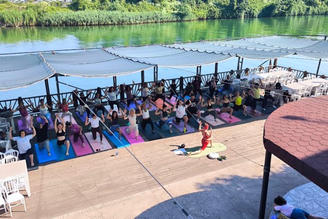YOGA EGİTİMLERİ DEVAM EDİYOR...