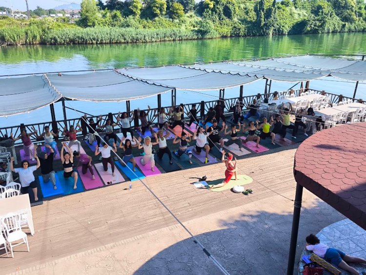 YOGA EGİTİMLERİ DEVAM EDİYOR...