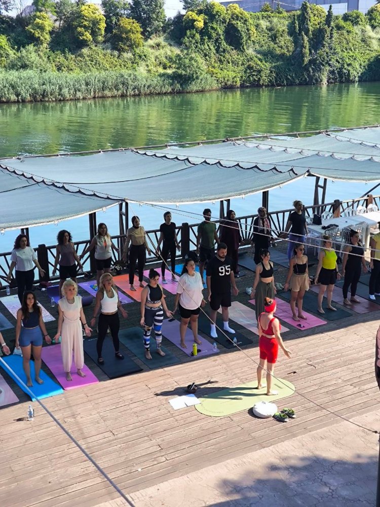 YOGA EGİTİMLERİ DEVAM EDİYOR...