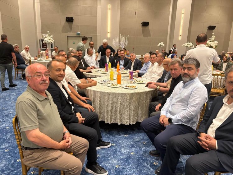GENÇ ÇİFTİMİZE BİR ÖMÜR BOYU MUTLULUKLAR DİLERİZ...