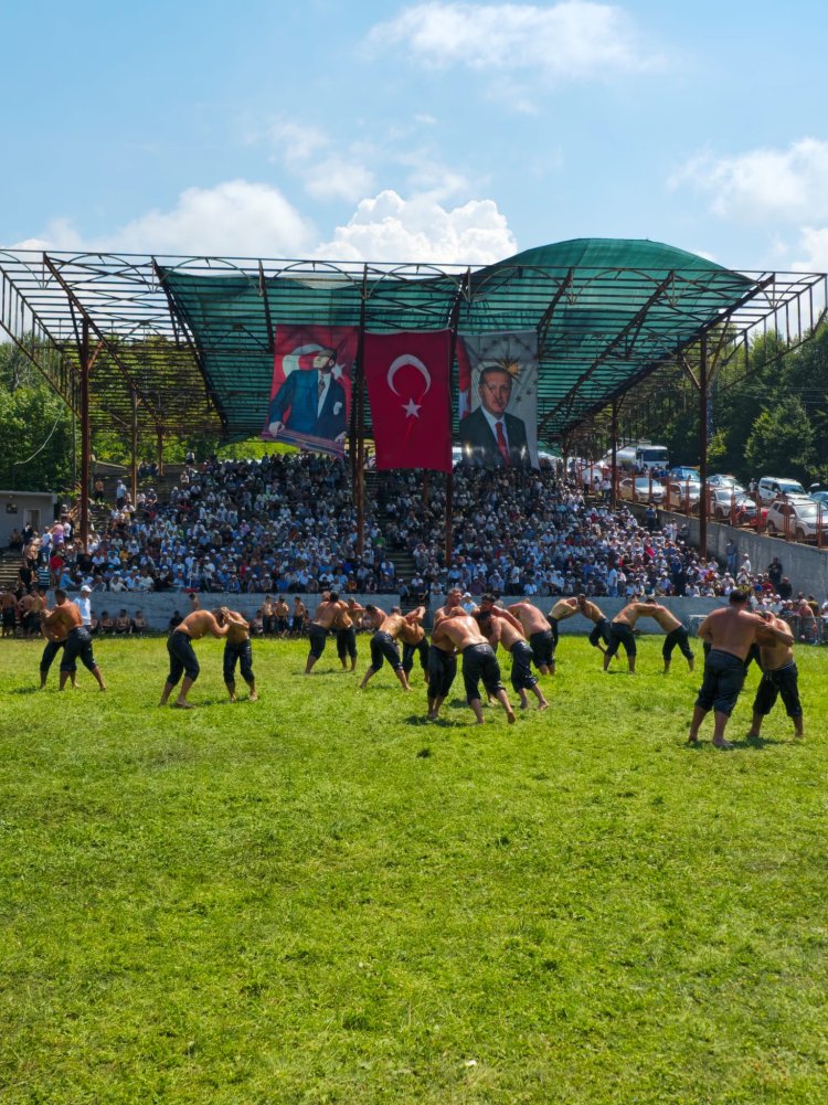 YAĞLI GÜREŞ ETKİNLİKLERİNE KATILIM SAĞLADIK