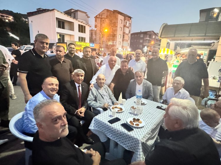 GENÇ ÇİFTİMİZE BİR ÖMÜR BOYU MUTLULUKLAR DİLERİZ...