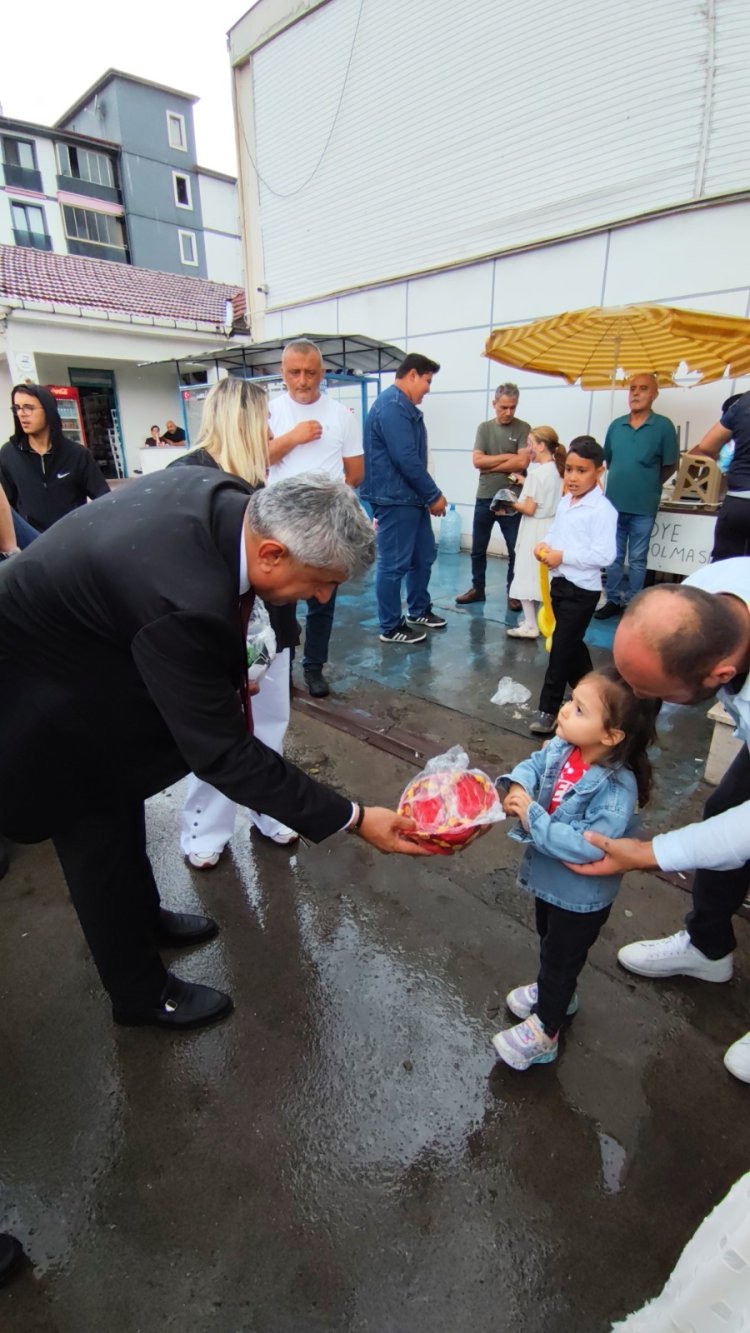 GÜLÜÇ BELEDİYESİ SÜNNET ŞÖLENİMİZ YOĞUN KATILIMLA GERÇEKLEŞTİ...