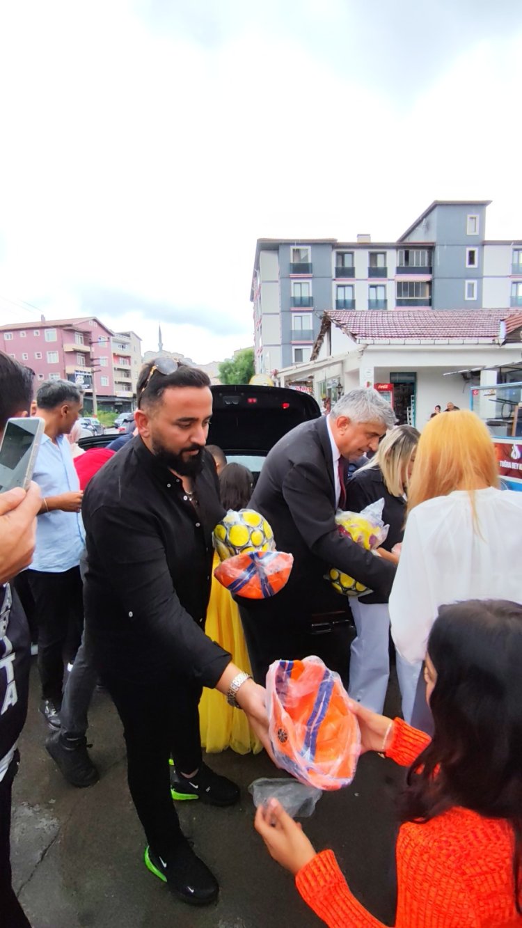 GÜLÜÇ BELEDİYESİ SÜNNET ŞÖLENİMİZ YOĞUN KATILIMLA GERÇEKLEŞTİ...