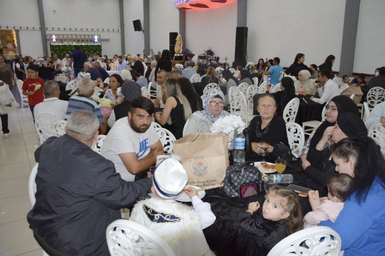 GÜLÜÇ BELEDİYESİ SÜNNET ŞÖLENİMİZ YOĞUN KATILIMLA GERÇEKLEŞTİ...