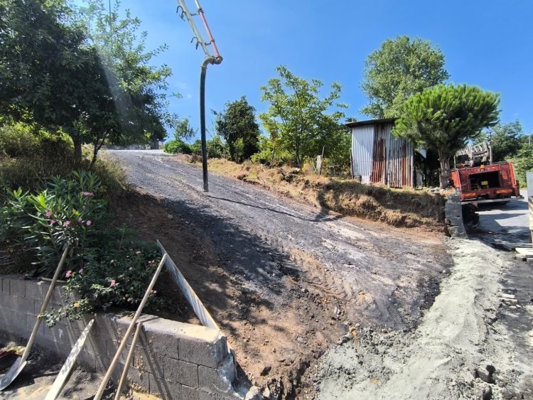 BETON YOL ÇALIŞMALARIMIZ DEVAM EDİYOR...