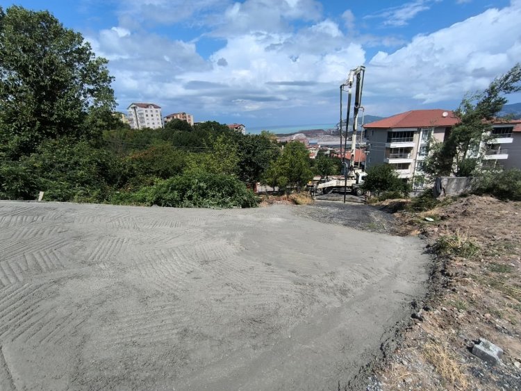 BETON YOL ÇALIŞMALARIMIZ DEVAM EDİYOR...