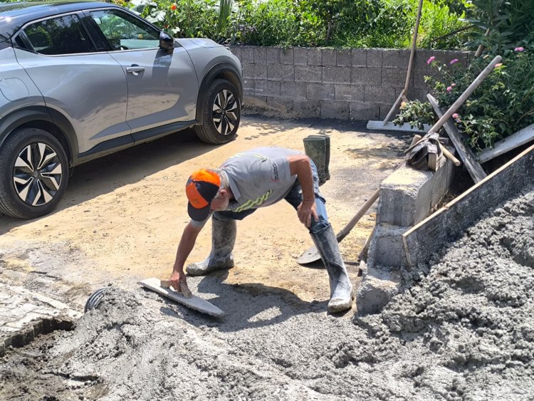 BETON YOL ÇALIŞMALARIMIZ DEVAM EDİYOR...