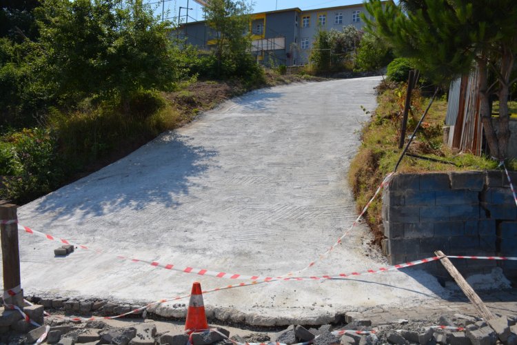 BETON YOL ÇALIŞMALARIMIZ DEVAM EDİYOR...