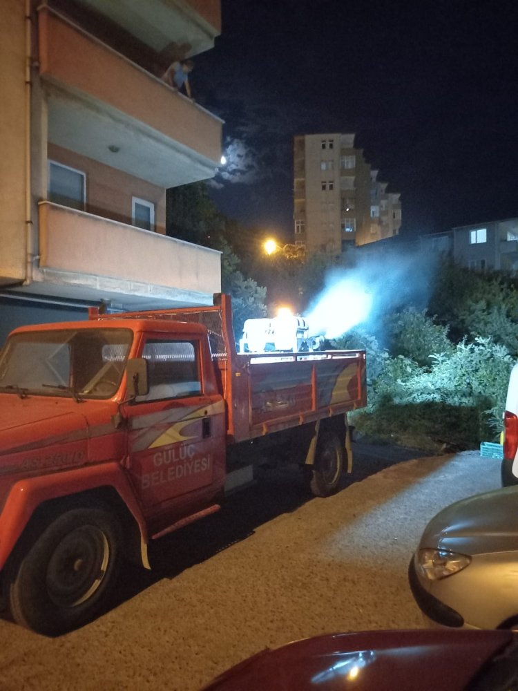İLAÇLAMA ÇALIŞMALARIMIZ ARALIKSIZ OLARAK DEVAM EDİYOR...