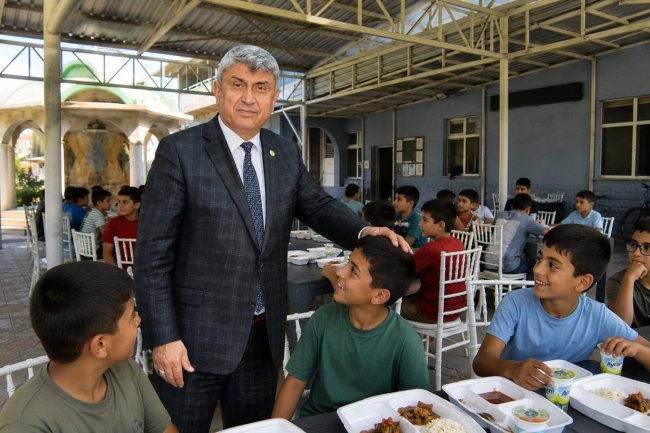 YAZ KURAN KURSU ÖĞRENCİLERİMİZE İKRAMDA BULUNDUK...